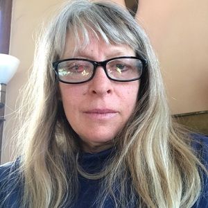 Meet your Posher, Debra